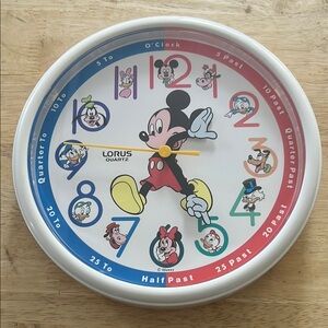 90’s vintage Lorus Quartz Disney Mickey Mouse Wall Clock